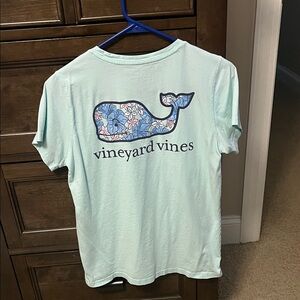 Vineyard Vines Aqua T-Shirt with Floral Whale Design